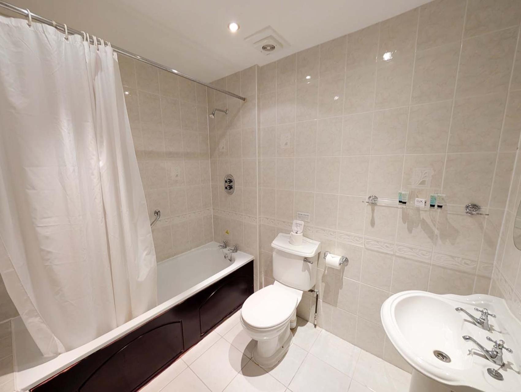 Oriel Hotel St. Asaph Eksteriør billede