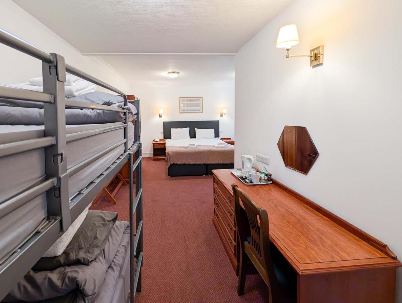 Oriel Hotel St. Asaph Eksteriør billede