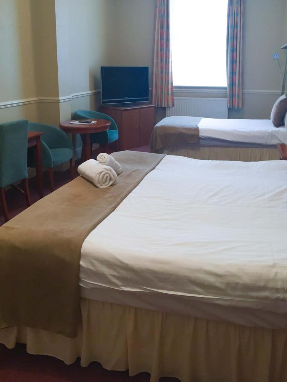 Oriel Hotel St. Asaph Eksteriør billede